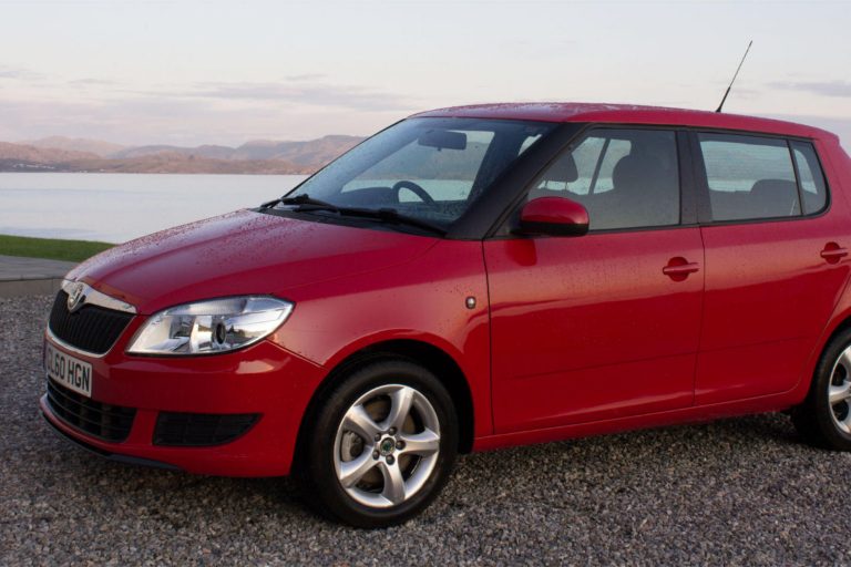 DriveSkye Skoda Fabia side 1 768x512