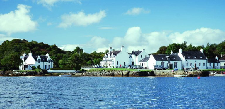 Eilean Iarmain 768x373