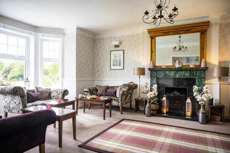 Toravaig House Hotel Lounge 768x511